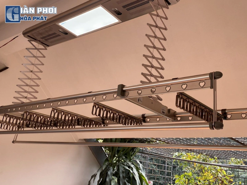 sửa đèn khử khuẩn giàn phơi điện tử