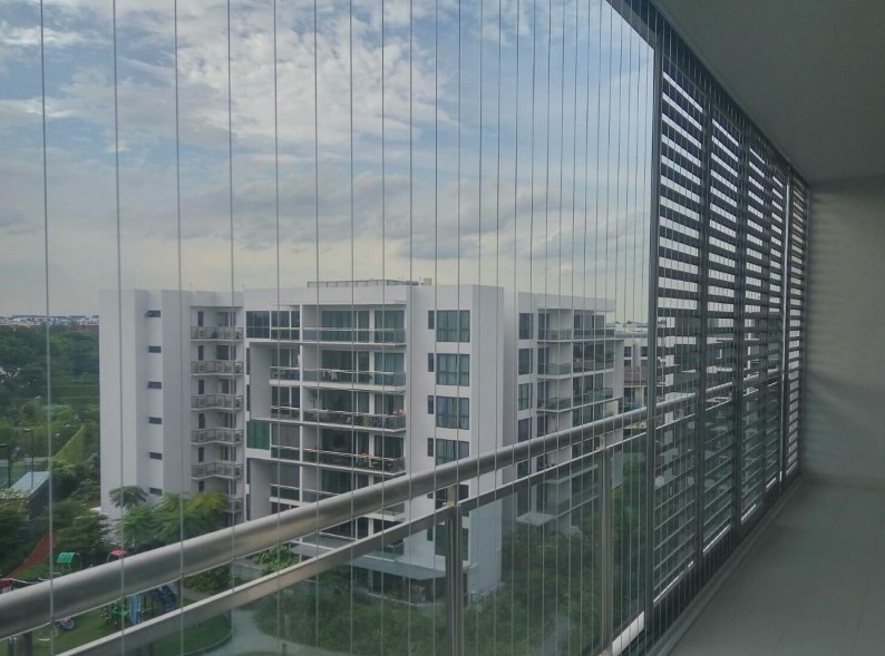 Lưới bảo vệ ban công nhà liền kề