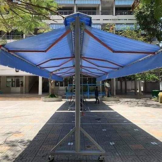 Mái hiên di động bánh xe