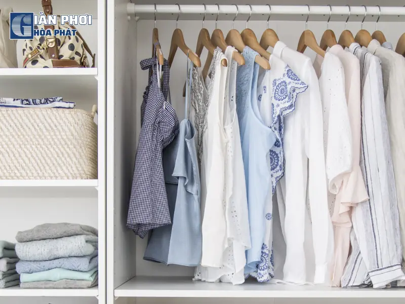 Bảo quản quần áo Chiffon trong tủ quần áo sau khi phơi