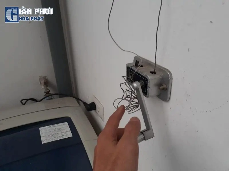 sửa lỗi quay ngược cáp giàn phơi thông minh