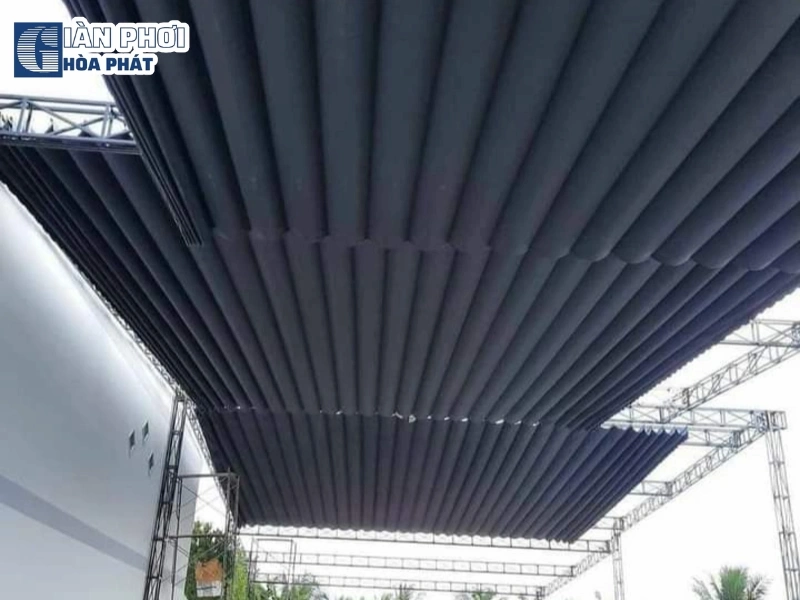 ứng dụng bạt che nắng tự cuốn